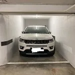 Renovated 5 Min To Montana Center *
