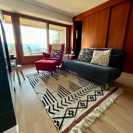 Renovated 5 Min To Montana Center *