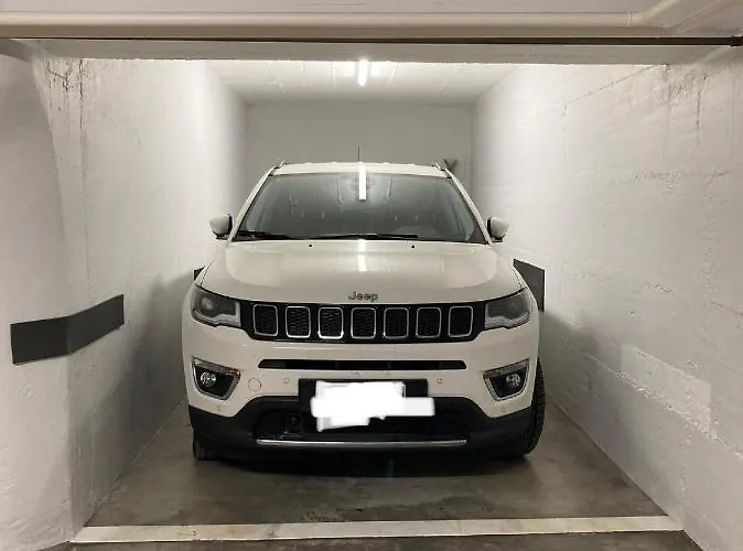 Renovated 5 Min To Montana Center *